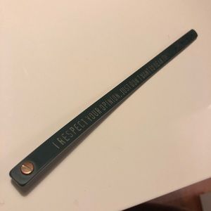 Rubber adjustable bracelet